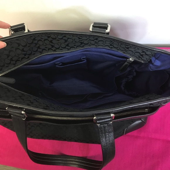 COACH Voyage Signature Zipup Tote/Diaper Bag Black - Picture 13 of 16